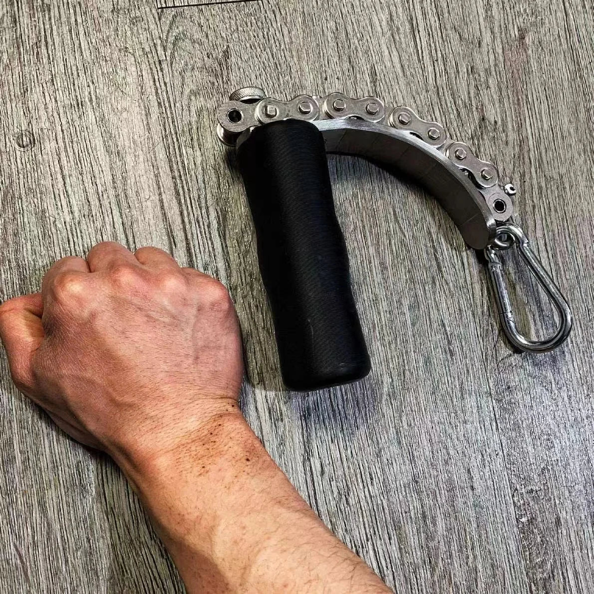 Arm wrestling handle grip